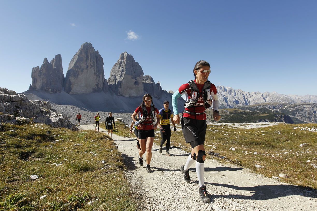 abbigliamento trail running salomon